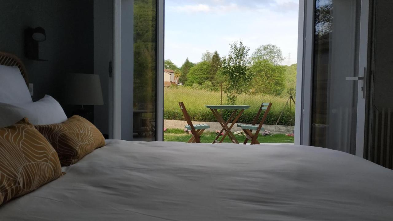 Le Jardin De Moulis, Saint Girons, Ariege, Pyrenees, Bed & Breakfast エクステリア 写真
